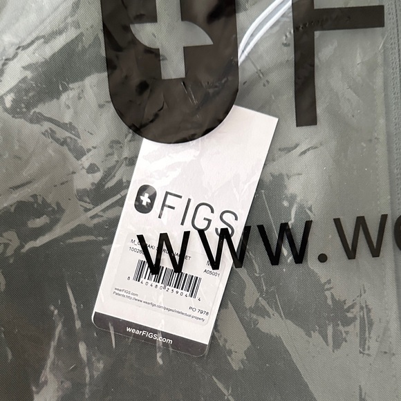 NWT Figs Moss Green Scrub Jacket - Picture 2 of 3